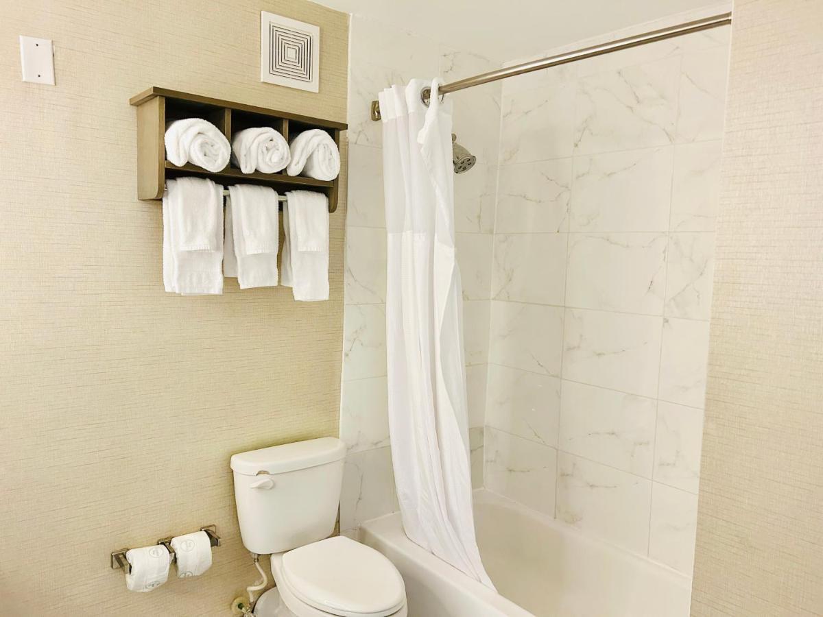 Surfbreak Virginia Beach Oceanfront, Ascend Hotel Collection Εξωτερικό φωτογραφία