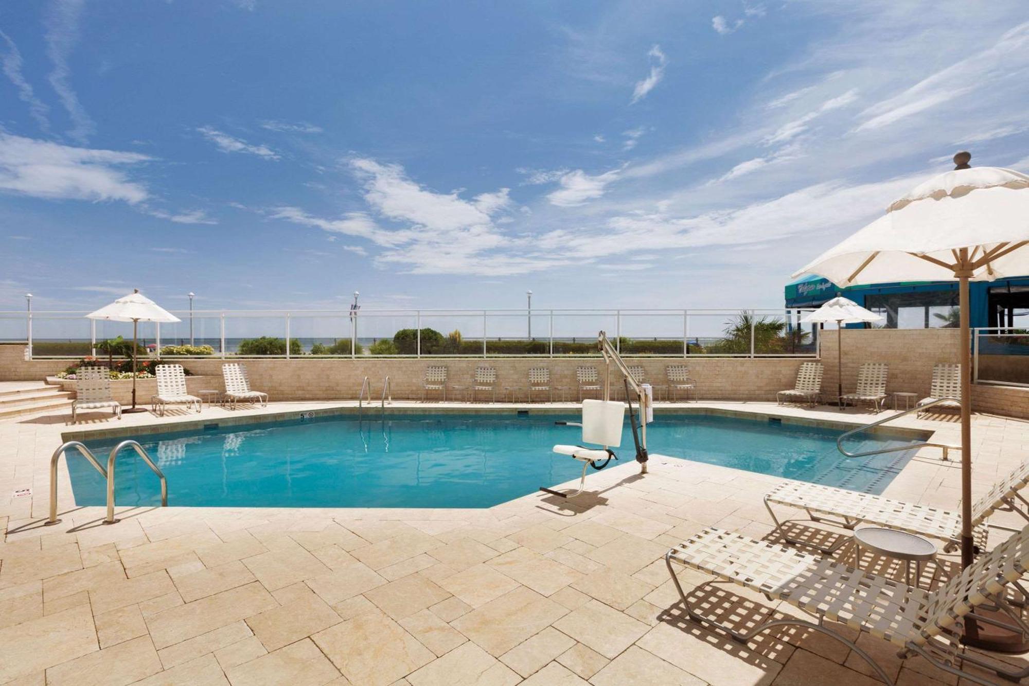 Surfbreak Virginia Beach Oceanfront, Ascend Hotel Collection Εξωτερικό φωτογραφία