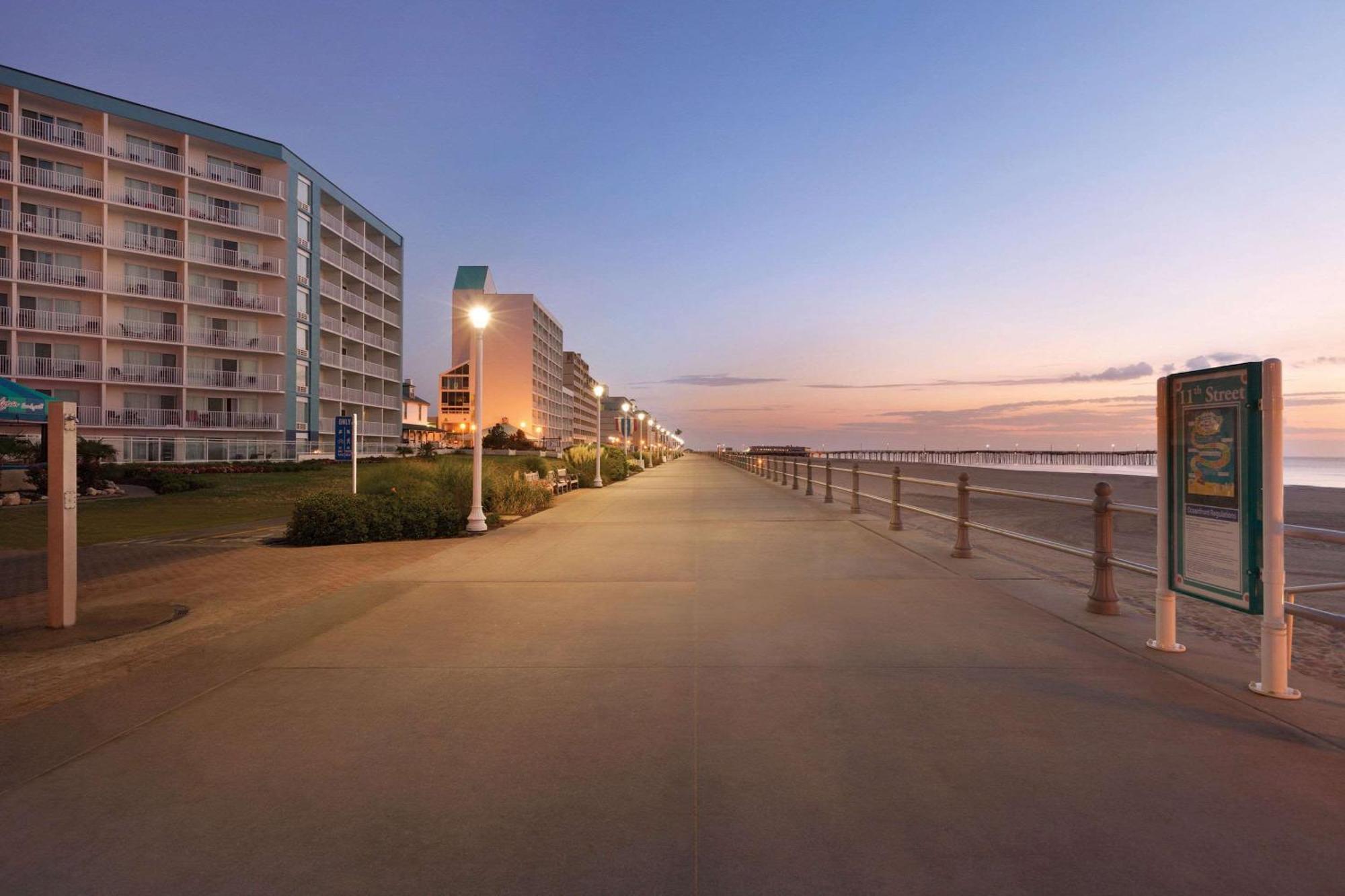 Surfbreak Virginia Beach Oceanfront, Ascend Hotel Collection Εξωτερικό φωτογραφία